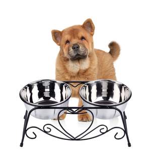 Comedero Elevado Decorativo Premium para Perros con Dos Tazones de Acero Inoxidable y Estructura de Hierro para Mascotas - Product Image 5