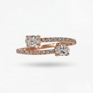 Bague ouverte ajustable en diamant de laboratoire ovale de 0,73 carat, certifiée IGI, couleur E, pureté VS1, avec bande ouverte de 0,50 carat, pour empilage - Product Image 3