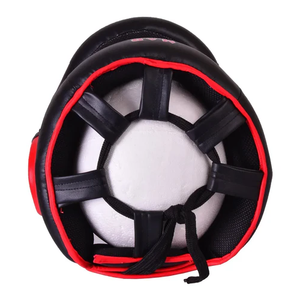 Protector de Cabeza de Boxeo de Cuero PU Negro con Ribete Rojo, Modelo TS-HG-5855 de Tombola Sports, Equipo de Protección para Entrenamiento en Todas las Estaciones, Venta al Por Mayor OEM - Product Image 2
