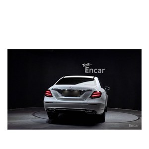 เมษายน 2020 เมอร์เซเดส-เบนซ์ อี-คลาส E300e 4MATIC Exclusive 105,833 กม. เกียร์อัตโนมัติ เบาะหนัง มาตรฐานไอเสียยูโร 5 พวงมาลัยซ้าย ขับเคลื่อนล้อหลัง - Product Image 4