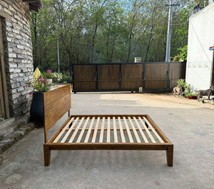 Cadre de lit en bois massif rustique Song Kon SK2026 avec design à panneaux surélevés en chêne, noyer et acacia et garantie d'un an - Product Image 3