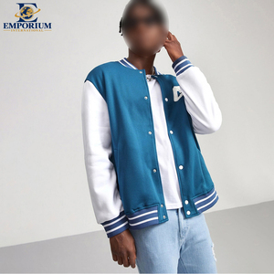 Chaqueta de Béisbol Universitaria con Bolsillos, Diseño Moderno con Estampado en Contraste Azul y Blanco, Letras y Frases en Inglés, Estilo Urbano - Product Image 3