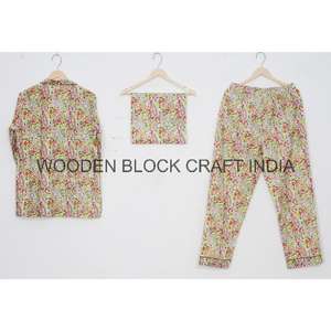 Nouvel ensemble pyjama élégant fait main en coton ultra doux pour femme, motif floral, chemise et pantalon de nuit pour l'été - Product Image 6