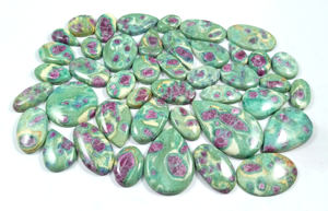 Rubis naturel Fuchsite Cabochon Pierres précieuses en vrac Guérison Rubis Fuchsite De l'Inde Lot de pierres précieuses en gros - Product Image 4
