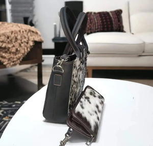 Sac de voyage extérieur léger en cuir de vachette véritable fait main, personnalisable avec logo, qualité export, vente en gros, mode - Product Image 4