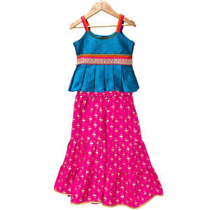 เสื้อ sharara ประดับของผู้หญิงในดีไซน์แขนกุดสีน้ำเงิน & สีชมพู - Product Image 1
