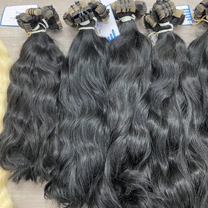 Producto más vendido: Extensiones de cabello humano vietnamita 100% en cinta, gruesas, suaves, sin enredos, de larga duración y calidad para una belleza natural. - Product Image 4