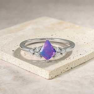 Bague en argent sterling 925 avec opale lavande taille cerf-volant, opale naturelle, bague de fiançailles minimaliste, cadeau pierre de naissance d'octobre - Product Image 4