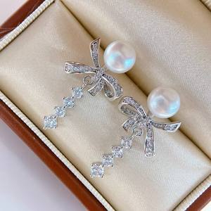 Pendientes de Perlas de Agua Dulce de Moda de Zhuji Shanxia Lake Town con Borla, Cristal y Nudo de Mariposa Incrustado Hao Shi - Product Image 3