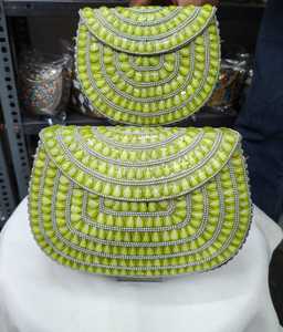 คลัทช์โลหะสำหรับแฟชั่น จำนวนมาก ดูหรูหรา มีสไตล์ และโดดเด่น - Product Image 2