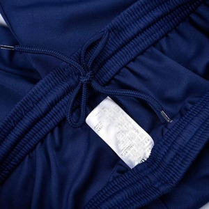 Vêtements de sport pour hommes, uniformes de football 100% polyester, services OEM, uniformes de football d'entraînement respirants et confortables 100% polyester - Product Image 5