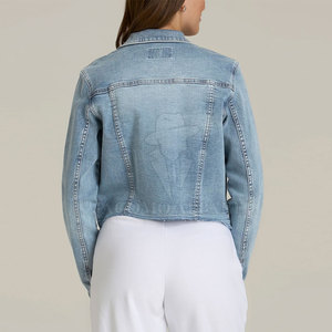 Veste en jean décontractée personnalisée de haute qualité à prix de gros, dotée d'un tissu durable, d'un ajustement confortable et qui rehausse n'importe quelle tenue - Product Image 2