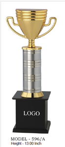 Trophée en métal plaqué or avec colonne argentée et base noire pour récompenses sportives, gravure possible, design durable avec base en bois - Product Image 4