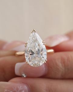 Anillos de Compromiso y Matrimonio de Lujo con Diamante Moissanite de Laboratorio en Forma de Pera de 2 Quilates y Plata de Ley 925 - Product Image 4