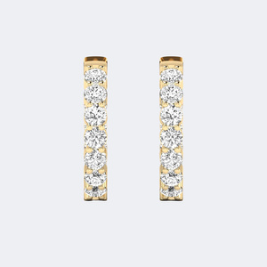 Boucles d'oreilles créoles serties de diamants ronds de 2,60 CTW dans un monture de joaillerie fine - Product Image 1