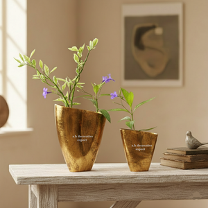 Juego de 2 Jarrones de Metal Modernos y Minimalistas de Aluminio Bronce Oscuro de Lujo, Acabado Desgastado, Ecológicos, Artesanales, para Decoración Floral de Mesa - Product Image 5