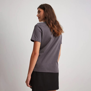 Camiseta Básica Lisa de Alta Calidad para Mujer, Suave, Informal, Cuello Redondo, Manga Corta, Personalizable, Ropa al por Mayor, Moda - Product Image 5