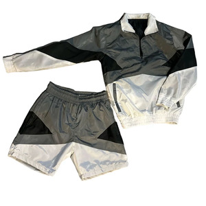 ชุดเซ็ตเสื้อโปโลแขนสั้นกางเกงขาสั้นผ้าไนลอนแบบมีซิปครึ่งตัว ลายปักพิมพ์โลโก้ตามสั่งสำหรับฤดูร้อน เหมาะสำหรับผู้ชาย - Product Image 4