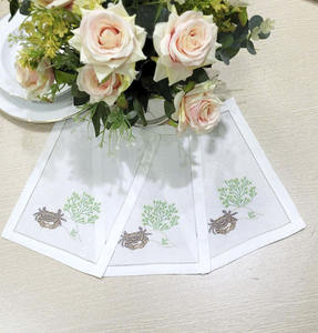 Servilletas de Bebidas Bordadas Personalizadas al por Mayor con Diseño de Cangrejo, Servilletas de Algodón Blanco con Dobladillo, Servilletas de Cóctel para Eventos en el Hogar y Bares - Product Image 5