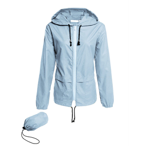 Veste de randonnée imperméable à capuche pour femme, vert menthe, manches longues, couleur contrastée, softshell, coupe classique, longueur normale, fermeture éclair - Product Image 4