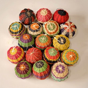 Combo de bolas de ratán para decoración navideña, bolas tejidas a mano para exhibir en la mesa, adornos colgantes para árbol. - Product Image 1