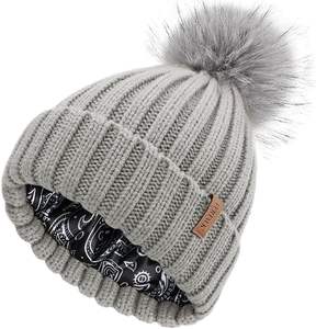 Bonnet en tricot doublé de satin pour femme avec pompon en fausse fourrure douce |   Chapeau d'hiver chaud de qualité supérieure |   Personnalisable - Product Image 5