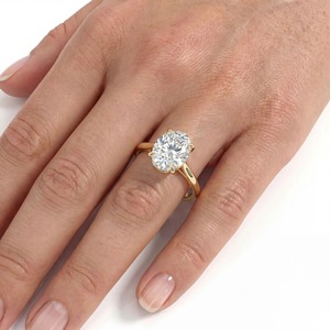 Anillo de Compromiso Solitario de Oro Amarillo de 14K con Diamante Ovalado de 2 CT Cultivado en Laboratorio, Joyería Fina con Detalle Oculto en Catedral - Product Image 5
