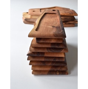 Plateau de service rectangulaire en bois fait main, design minimaliste, plateau en bois massif poli pour plats de fête - Product Image 5
