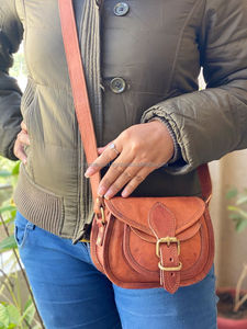 กระเป๋าถือหนังแพะแท้ ดีไซน์ทันสมัย ขนาด 5*7 นิ้ว สะพายไหล่ - Product Image 3