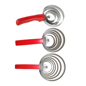 Peigne à curry réversible avec poignée antidérapante en caoutchouc, brosse à curry double face multifonctionnelle pour animaux de compagnie, chevaux, chiens, bovins, moutons - Product Image 4