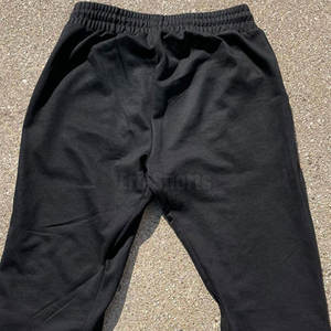 Pantalon évasé pour homme avec logo personnalisé, orné de strass, en tissu extensible et respirant, nouveau style 2026 - Product Image 2