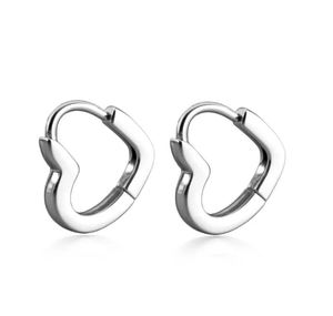 Mini boucles d'oreilles en forme de cœur en argent sterling 925 plaqué or, bijoux romantiques délicats pour mariage, cadeau pour femmes - Product Image 1