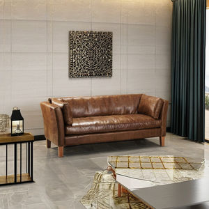 Canapé Chesterfield convertible extensible trois places en cuir véritable avec housse, structure en bois massif, pour salon, modèle Cooling Park - Product Image 1