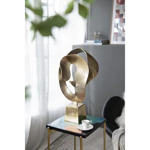Sculpture Métallique Décorative de Luxe : Accent Élégant et Tendance pour Studios de Design d'Intérieur Contemporain, Galeries, Musées et Expositions - Product Image 3