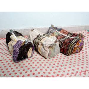 Lot de 3 trousses de toilette matelassées vintage 100 % Kantha avec fermeture éclair et pompons, grand format, écologiques et portables pour femmes - Product Image 3