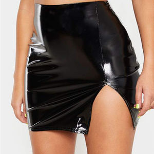 Faldas de Cuero para Mujer de la Mejor Calidad a Precios de Mayoreo, Diseño Personalizado, Largo Mini, Estilo Casual, para Uso en Verano - Product Image 2