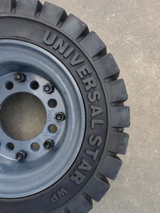 ユニバーサルスター 16x6-8 ソリッドゴムタイヤ 2.5トン電動フォークリフト後輪用 新品 耐摩耗性 防爆 工業用 - Product Image 2