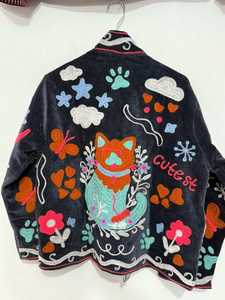 Chaqueta de terciopelo con bordado Suzani estilo bohemio, abrigo artesanal boho llamativo, talla única, llamativa chaqueta de invierno para mujer - Product Image 4
