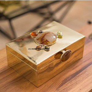 Admirable Design Jewelry <b>Box</b> Resin Gemstones with Polished Technique Jewelry Gift Packaging for Women for Necklaces and Sale - Product Image 1