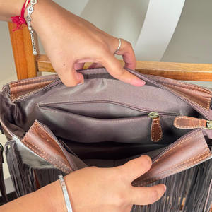 Nueva llegada fresca Último producto Mujeres Rectángulo de lujo Cuero de vaca Mano Tooled Diseño floral Vintage Satchel Crossbody Sling Bags - Product Image 6