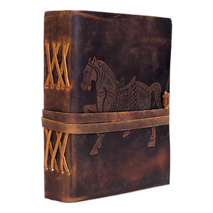 Journal en cuir gaufré motif cheval, couverture souple, avec fermeture à sangle, carnet de notes vintage fait main - Product Image 3