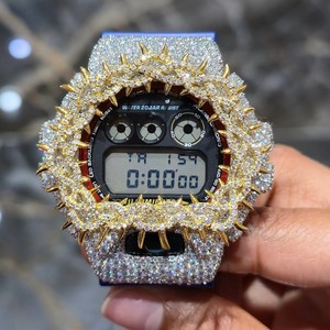 Boîtier de montre en acier inoxydable plaqué or avec cristaux de saphir et moissanite glacés, montre numérique à quartz pour homme, bijoux hip-hop - Product Image 1