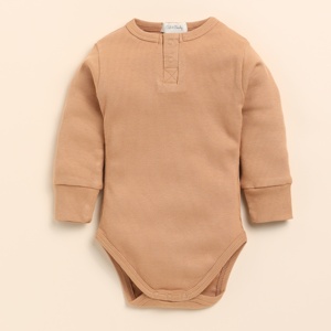 Monos de manga larga de elastano de bambú orgánico de calidad superior Ropa interior de color camello para recién nacidos - Product Image 1