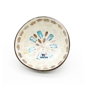 Bol en noix de coco de luxe artisanal avec accent en nacre, fabrication OEM - Product Image 1