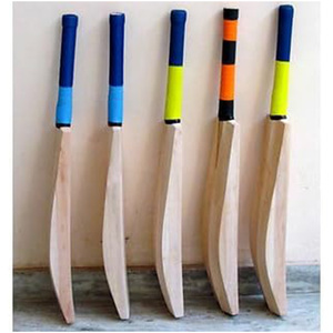 Bate de Críquet de Madera Kashmir Willow de Alto Rendimiento y Comodidad, Personalizado, de Alta Calidad, para Zurdos, Ligero y Ecológico, Hecho en Pakistán - Product Image 5