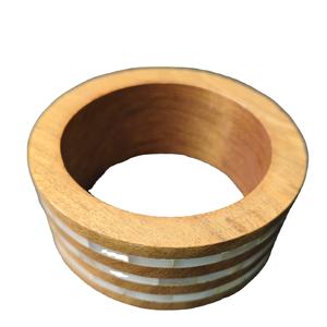 Bracelet en bois de qualité supérieure avec incrustation triple couche de nacre - Bracelet artisanal de luxe en coquillage et bois - Élégant - Product Image 1
