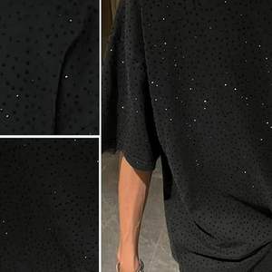 Camiseta con Pedrería en Toda la Superficie para Hombre, Camiseta de Algodón Estilo Urbano, Logotipo Personalizado, Fabricante OEM - Product Image 5