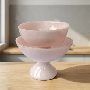 Vase de table en résine blanche avec design zen asiatique, imperméable et écologique, accents bleus et dorés - Product Image 1