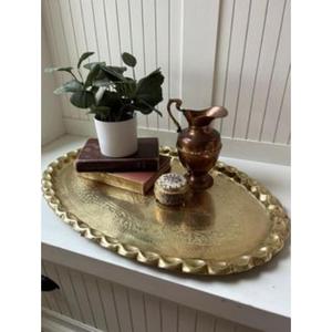 Plateau plat en laiton léger, décoratif, pour servir, idéal pour table à manger, cuisine, restaurant, hôtel, restauration, accueil, maison - Product Image 1