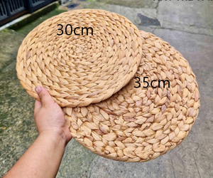 แผ่นรองจานทำมือจากผักตบชวา ขนาด 30 ซม. แผ่นรองโต๊ะทรงกลม ป้องกันความร้อน แผ่นรองหม้อ แบบเรียบง่ายสไตล์บ้านไร่ จากผู้ผลิต - Product Image 4